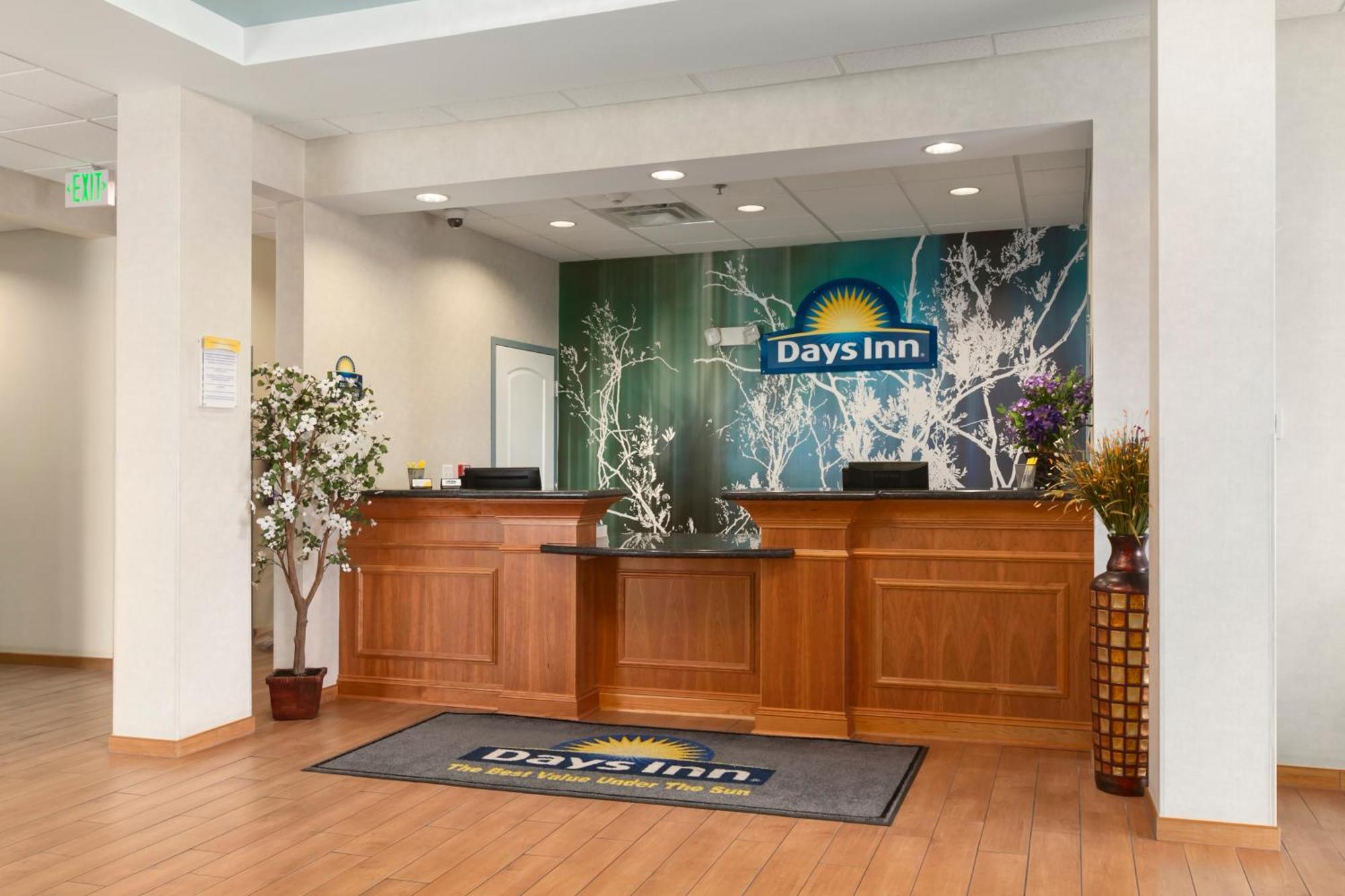 Days Inn By Wyndham Watertown Fort Drum Evans Mills Экстерьер фото